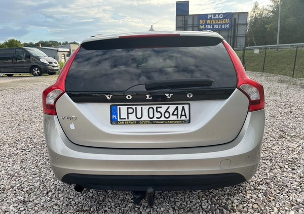 Volvo V60 cena 29900 przebieg: 196660, rok produkcji 2011 z Borne Sulinowo małe 106